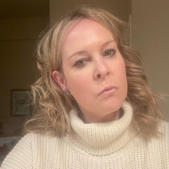 Meet your Posher, Kim - Picture 1 of 1